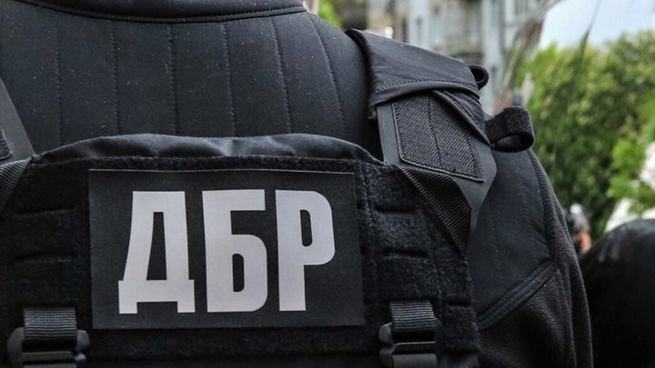 Бухгалтер військової частини незаконно перерахував собі 800 тисяч грн — справу скеровано до суду