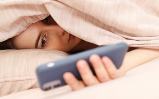 Як і куди поскаржитися на поганий мобільний звʼязок та інтернет