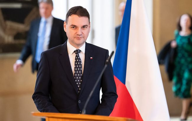 Глава МИД Чехии подтвердил продолжение инициативы по закупке снарядов для Украины