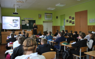 Київські школи почнуть семестр за планом — 12 січня, у КМДА розповіли, як проходитиме навчання