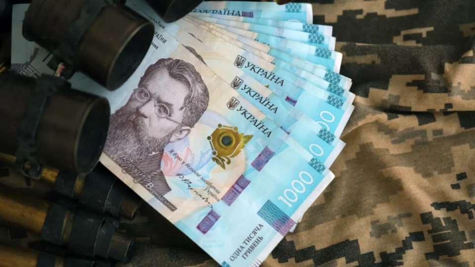 Зарплаты военнослужащих могут вырасти до 100 тысяч гривен: в Раде зарегистрирован законопроект