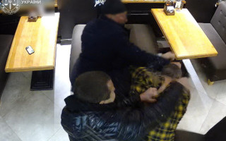 В Сумской области депутат облсовета Кирий и его сын устроили драку с двумя мужчинами — подробности