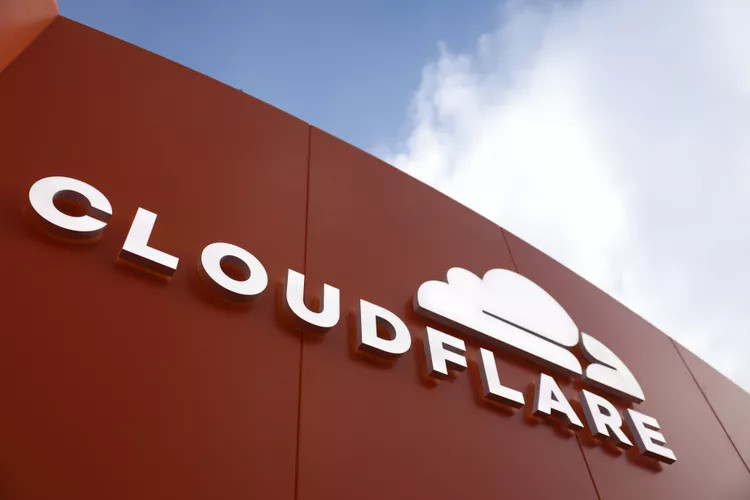 Италия оштрафовала Cloudflare на 14,2 млн евро за невыполнение антипиратских требований