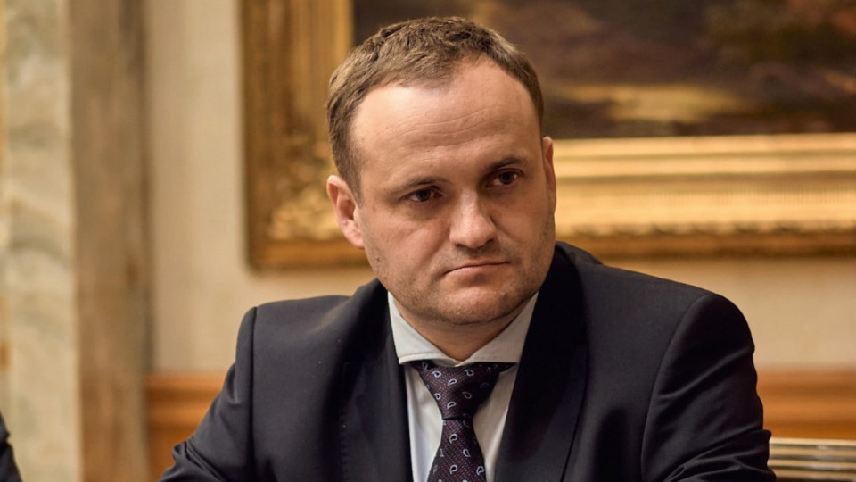 У Києві більшість лікарень і шкіл отримали тепло – Олексій Кулеба пояснив, хто досі чекає опалення