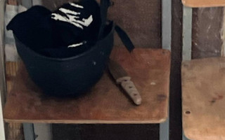 Нападение с ножом в школе Киева — во время инцидента учителя закрыли других детей в классах и не выпускали в коридор