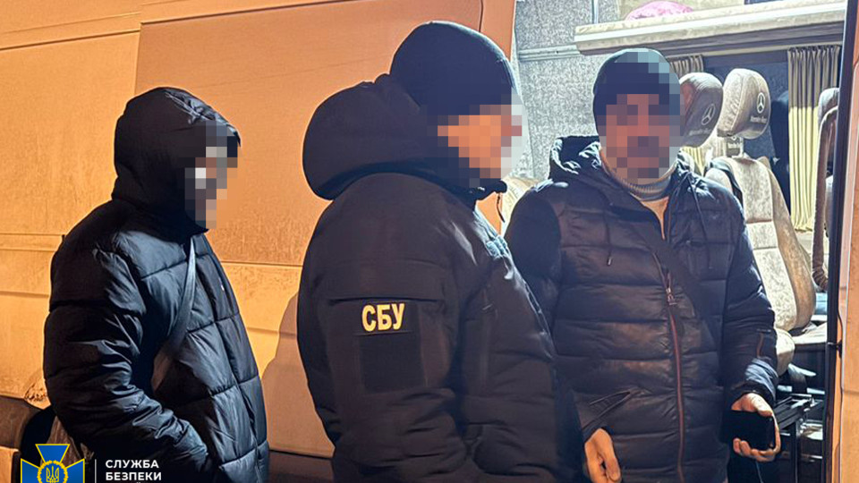 На Івано-Франківщині перевізник організував переправлення ухилянтів до Румунії та Молдови за 12500 євро