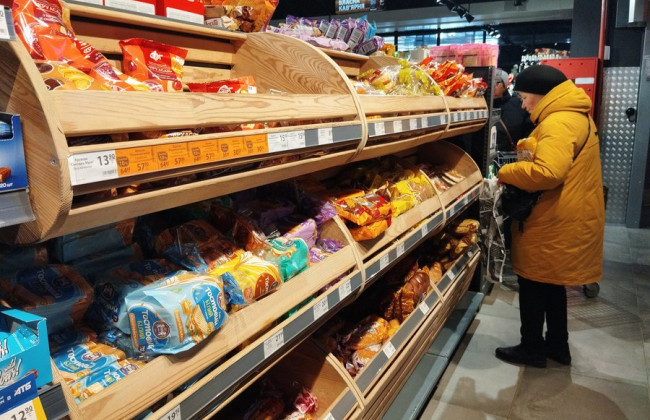 Кабмін взяв на контроль ситуацію із супермаркетами у Києві через проблеми зі світлом