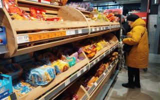 Кабмін взяв на контроль ситуацію із супермаркетами у Києві через проблеми зі світлом