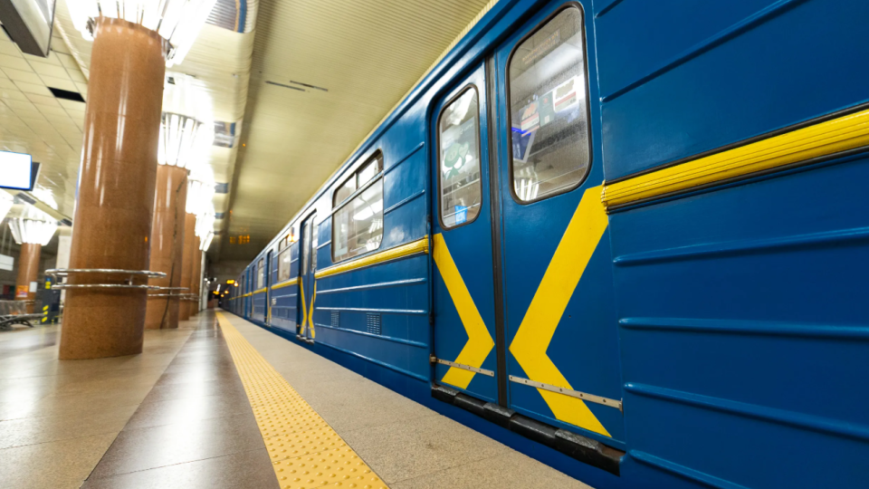 У Києві змінили інтервали руху потягів метро — що слід знати