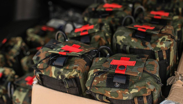 От турникета до термоодеяла: что должно быть в аптечке военнослужащего