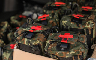 Від турнікета до термоковдри: що має бути в аптечці військового
