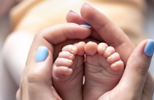 Сапфіра, Емілія, Рагнар та Давид — як українці називали дітей у ІІ півріччі 2025 року