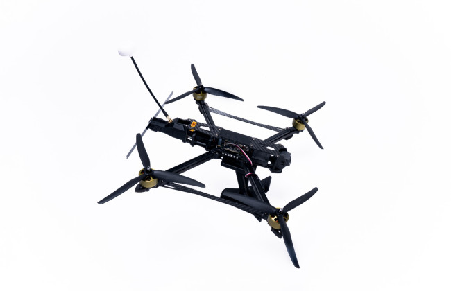 В Україні розробили ударний «Дрон-Ждун», який здатен чекати на ціль до 14 діб