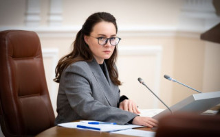 В Украине определят лекарства, цены на которые будут отслеживать в аптеках: в случае нарушений в наценках — штрафы