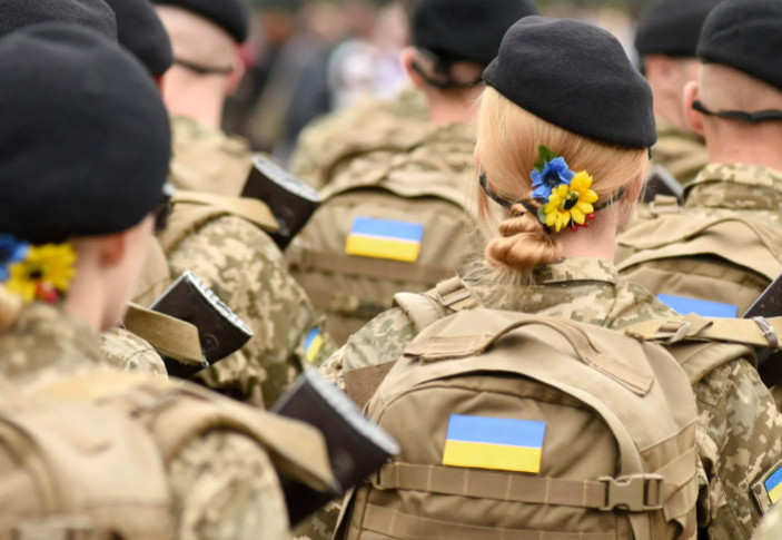 В ТЦК разъяснили вопросы воинского учета женщин