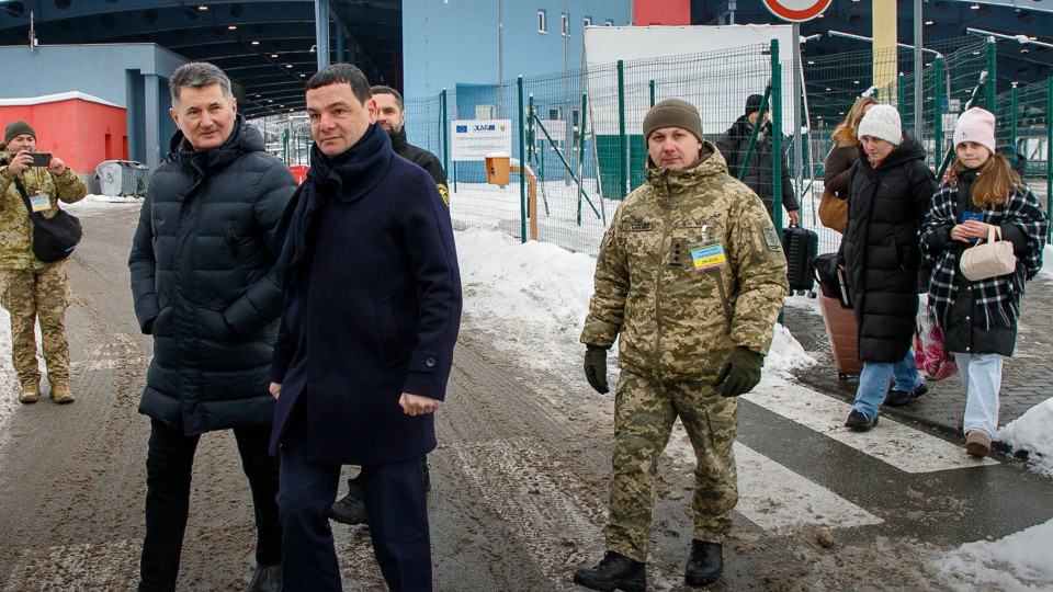 У пункті пропуску «Ужгород» відкрили пішохідну смугу руху, фото