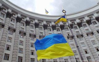 Кабмін розподілив 2,95 млрд грн на фінансування освіти та медицини в громадах