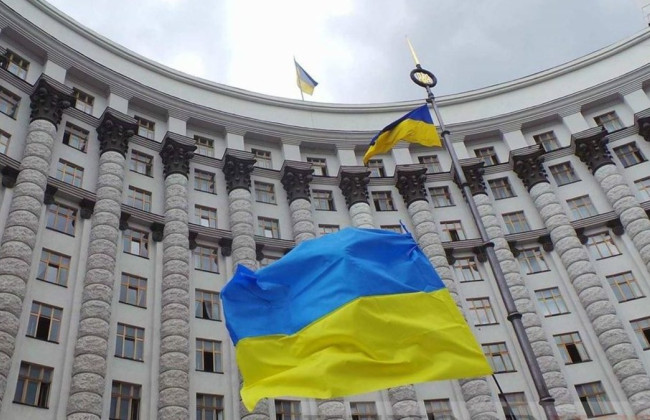 Кабмин распределил 2,95 млрд грн на финансирование образования и медицины в общинах