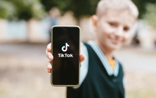 TikTok в Европе будет удалять аккаунты детей до 13 лет — что известно о новой системе проверки возраста