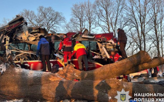 Международный автобус Вена-Киев попал в серьезное ДТП во Львовской области — есть раненые, фото