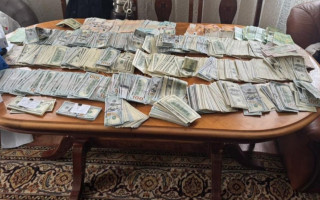 Продавала «непригодность» к службе — у главы ВВК изъято более 300 тысяч долларов