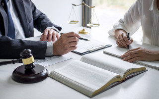 Верховный Суд отметил необходимость полного выяснения обстоятельств в спорах относительно действительности завещания