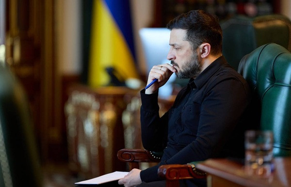 Зеленский назвал города, где тяжелейшая ситуация со светом: для Киева привлекли дополнительные бригады из других регионов