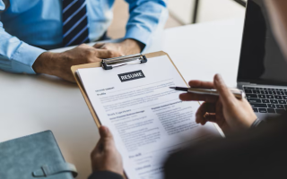 Комітет ВРУ підтримав законопроект про працевлаштування іноземців, попри попередження про соціальні наслідки