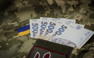 Як отримати одноразову допомогу 100 тисяч грн після звільнення з полону — роз’яснення ТЦК