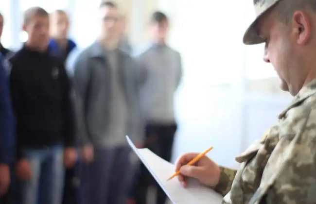 Хлопці 2009 року народження зобов’язані стати на військовий облік до 31 липня, — Львівський ТЦК