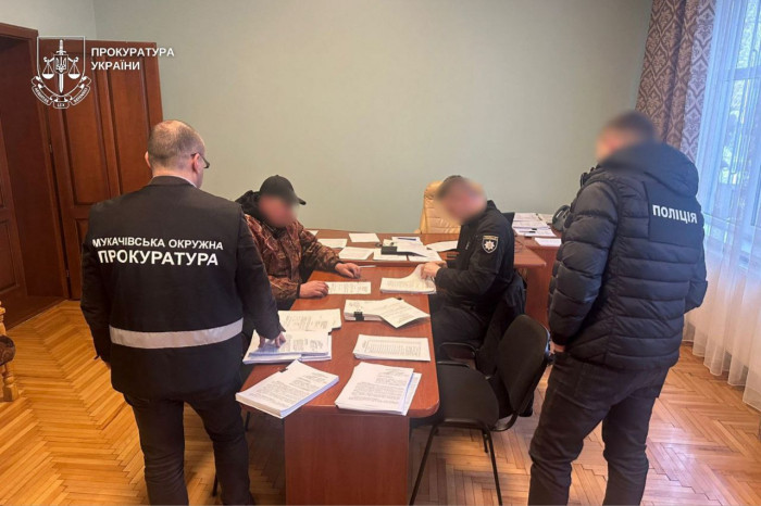 На Закарпатье чиновники присвоили 6,2 млн грн во время строительства спорткомплекса для школы