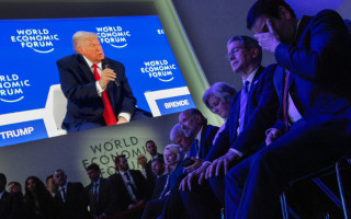 ЄС скептично сприйняв відмову Дональда Трампа від тарифів через Гренландію – Politico