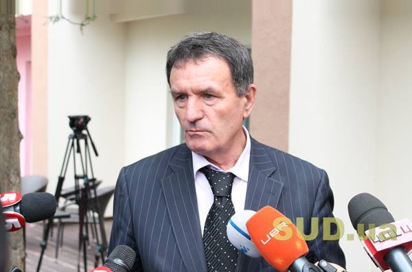 Вища рада правосуддя звільнила у відставку суддю Апеляційного суду Києва Антона Чернушенка