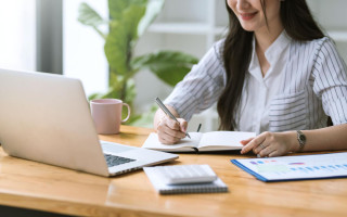 Кого ищут работодатели: самые популярные вакансии в сфере услуг, торговли и агросекторе