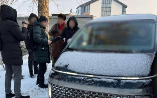 У Києві викрили схему із закупівлею генераторів для шкіл Дніпровського району: збитки — 3,4 млн грн