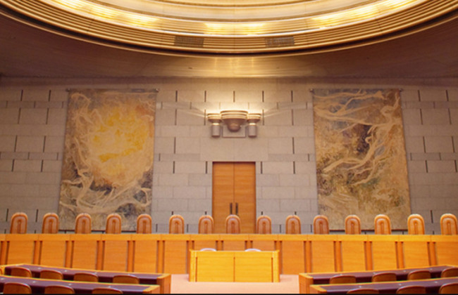 Верховний суд Японії розглядає питання використання ШІ у цивільних справах