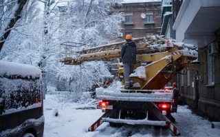 Кабмін запроваджує надбавки по 20 тисяч гривень для працівників енергетики та критичної інфраструктури