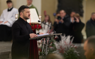 Украина ни при каких обстоятельствах не отдаст свою территорию, необходимо искать компромисс, — Зеленский