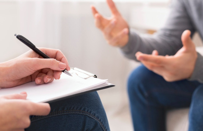 В чем заключается моральный вред и как определить его размер — разъяснение