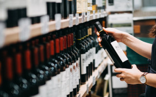 ВООЗ закликає уряди підвищити податки – алкоголь занадто доступний