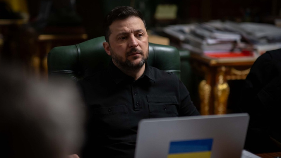 Зеленський обговорив зі Стармером енергетичну підтримку та ППО