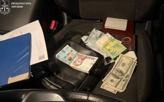 У Львові викрили адвоката, який за 6000 доларів обіцяв «вирішити» питання інвалідності