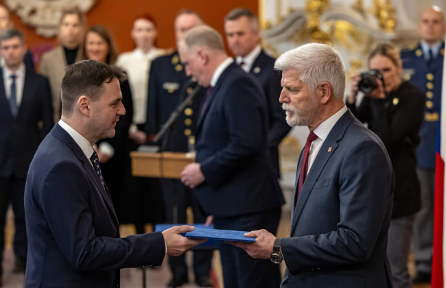 В Чехии политический конфликт между президентом и главой МИД – что они не поделили