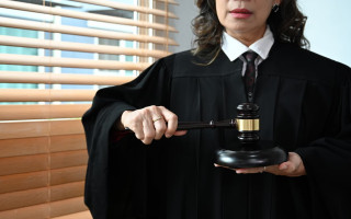 Попередження, догани і звільнення: як ВРП карала суддів у 2025 році