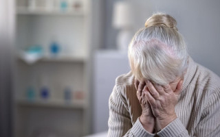 Суд у Харкові захистив 86-річну жінку від домашнього насильства — доньці заборонили проживати разом із матір’ю