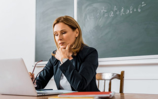 З чого формується зарплата педагогів — роз’яснення МОН