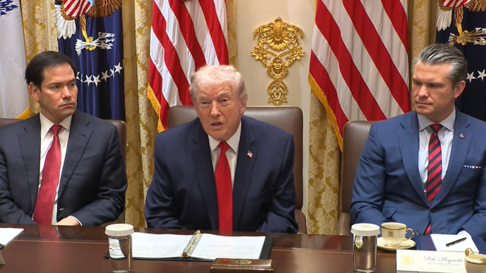 Трамп утверждает, что лично попросил Путина не обстреливать Киев в течение недели