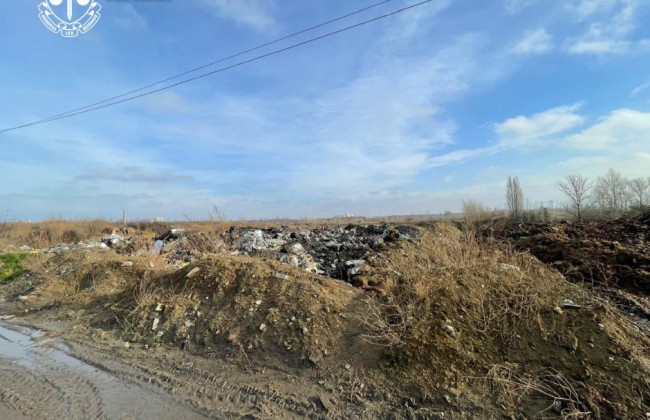 У Києві прокуратура просить через суд зобов’язати КМДА прибрати сміттєзвалище