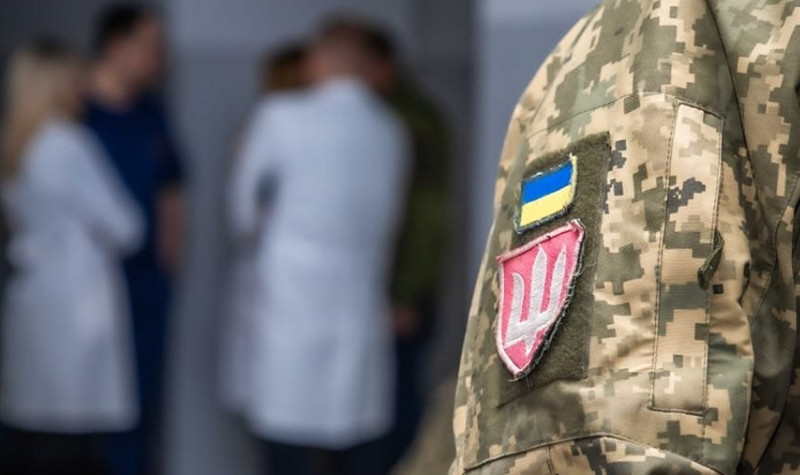 Військових на лікарняному не будуть позбавляти спеціальних доплат у 30 тисяч гривень