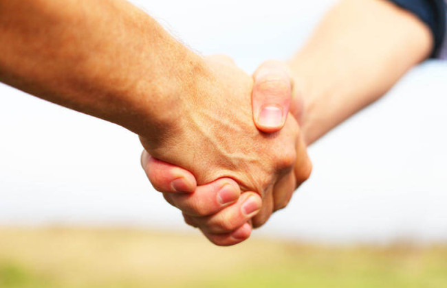 Примирення з потерпілим не виключає кримінальної відповідальності за хуліганство як посягання на громадський порядок — Верховний Суд